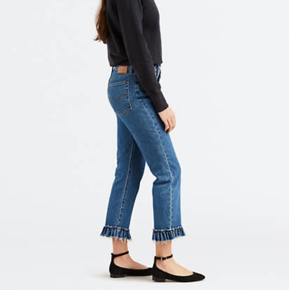Levis' Premium Wedgie Straight Ruffle Hem 31x26